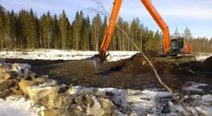 Vanha kaivettu uoma yhdistetään uuteen