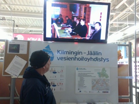 Kaupan esittelypiste 050116 pk